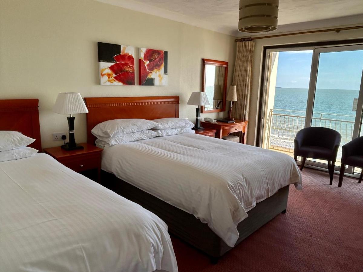 Regent Court - Seafront, Sandown - Free Car Ferry For Bookings Of 3 Or More Nights, Subject To Availability Bagian luar foto