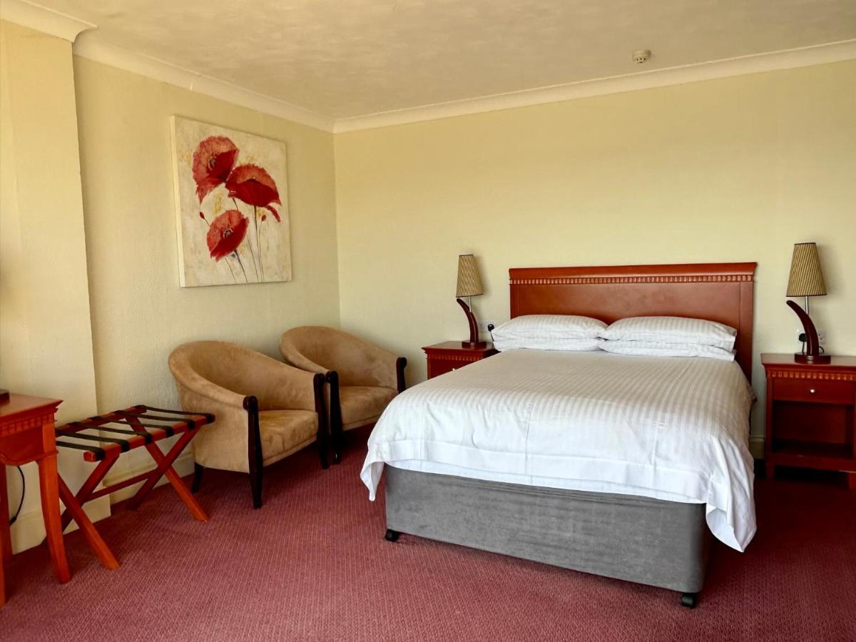 Regent Court - Seafront, Sandown - Free Car Ferry For Bookings Of 3 Or More Nights, Subject To Availability Bagian luar foto