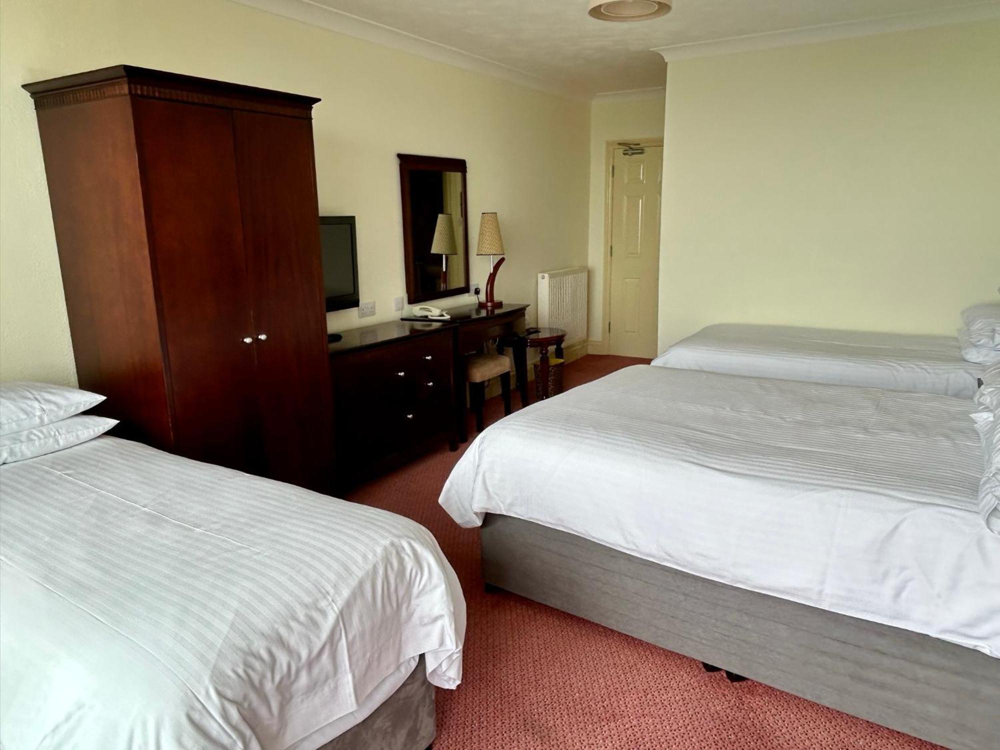 Regent Court - Seafront, Sandown - Free Car Ferry For Bookings Of 3 Or More Nights, Subject To Availability Ruang foto
