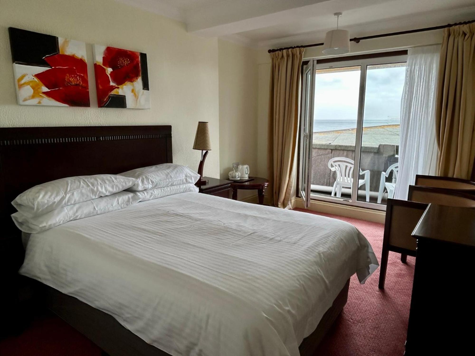 Regent Court - Seafront, Sandown - Free Car Ferry For Bookings Of 3 Or More Nights, Subject To Availability Ruang foto