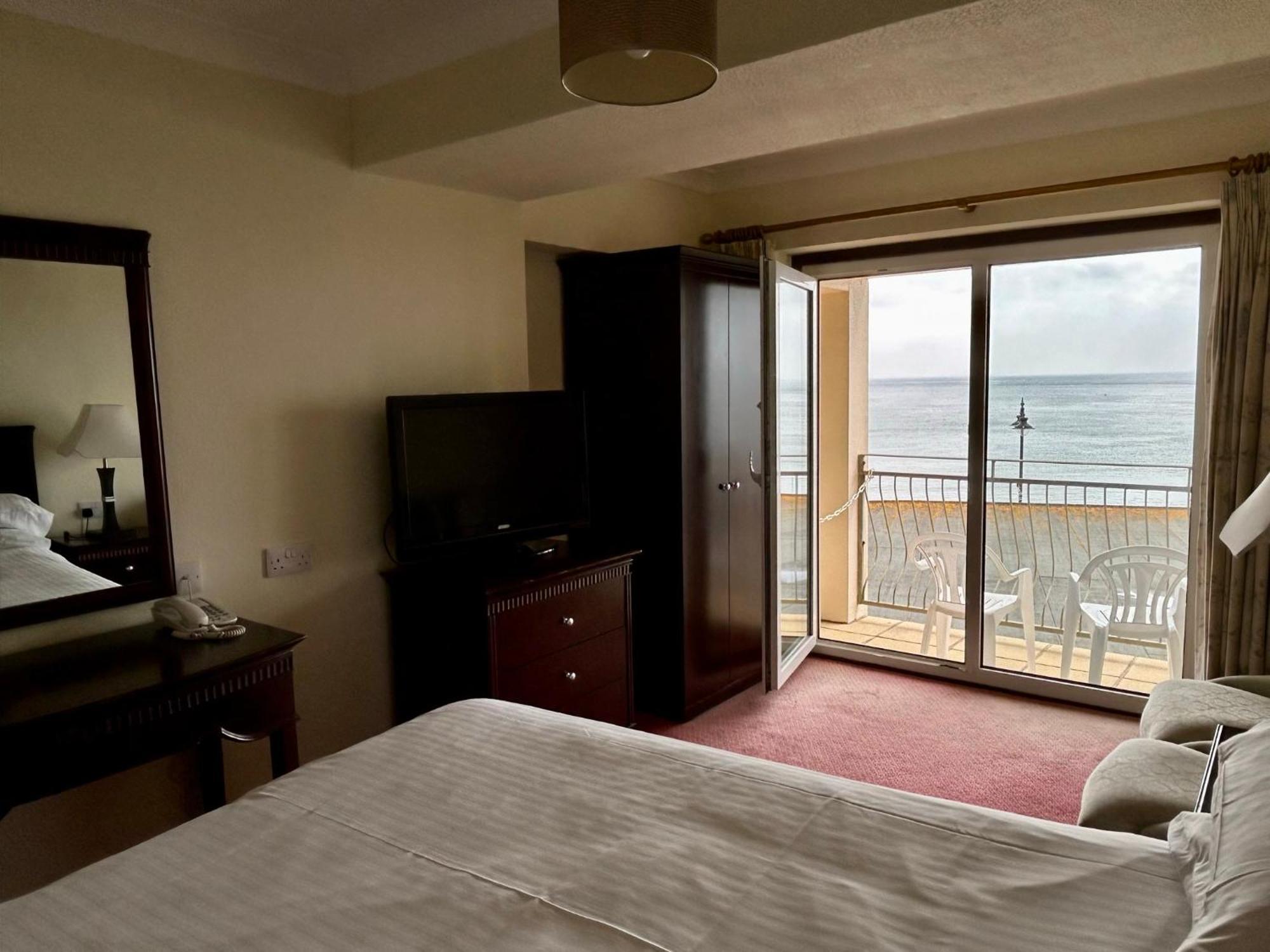Regent Court - Seafront, Sandown - Free Car Ferry For Bookings Of 3 Or More Nights, Subject To Availability Bagian luar foto